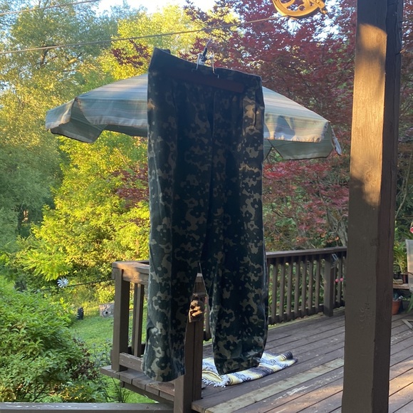 Green Floral Camo Pants - Picture 2 of 8